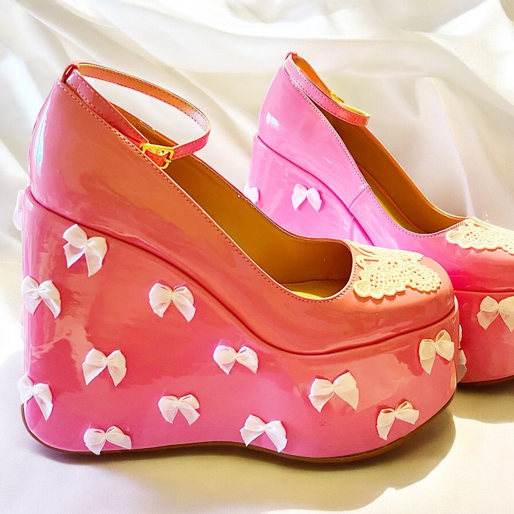 Size 7.5……..LEMON DROP……Customized Pink Ballet style Platform Shoes……New